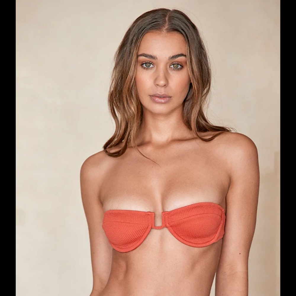 Monday swimwear Cala conta top in sangria. Size large NWT